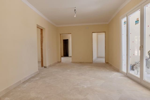 4 sovrum Villa till salu i Las Chapas, Marbella med pool garage - 1 980 000 € (Ref: 9733287)