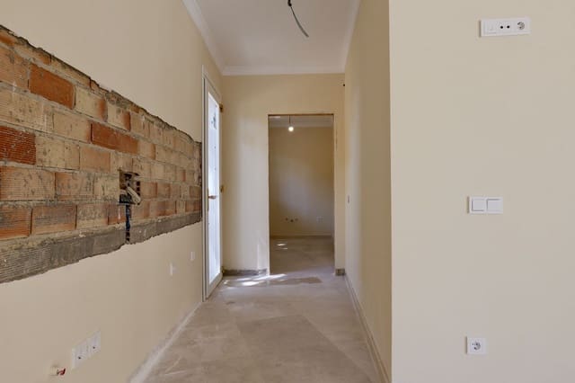 4 soveværelse Villa til salg i Las Chapas, Marbella med swimmingpool garage - € 1.980.000 (Ref: 9733287)