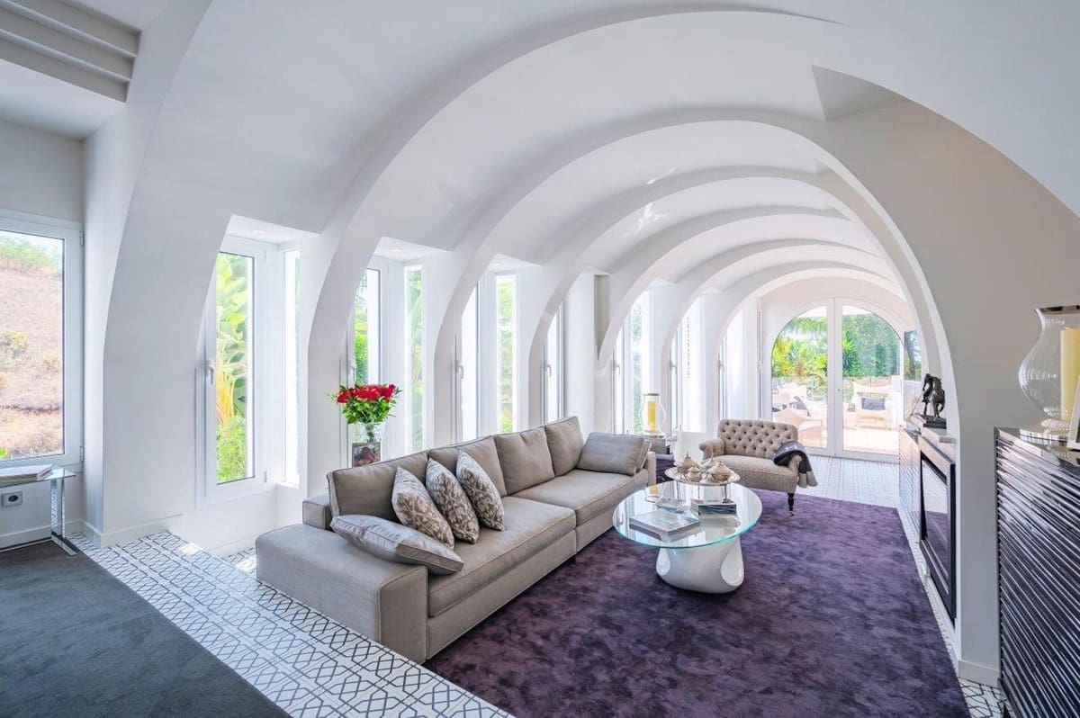 5 sypialnia Dom na sprzedaż w Marbella z basenem garażem - 1 800 000 € (Ref: 9733289)