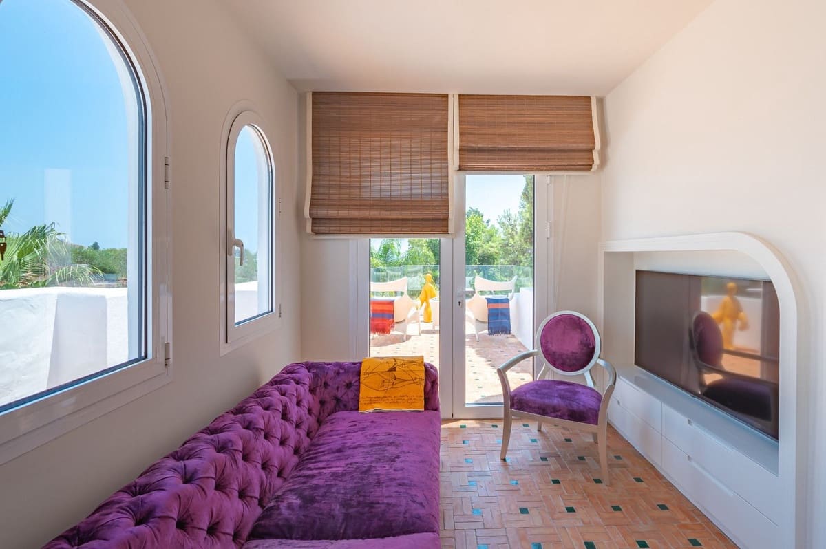 5 sypialnia Dom na sprzedaż w Marbella z basenem garażem - 1 800 000 € (Ref: 9733289)