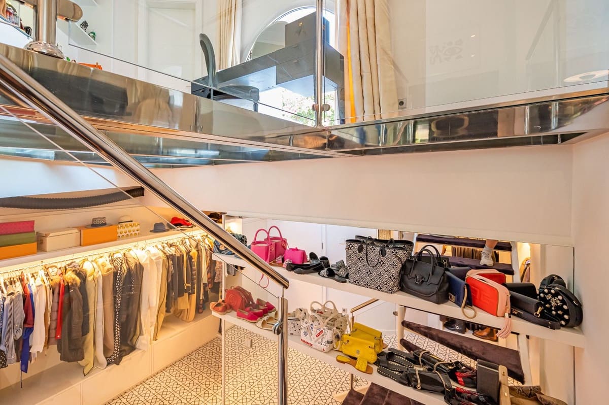 5 sypialnia Dom na sprzedaż w Marbella z basenem garażem - 1 800 000 € (Ref: 9733289)