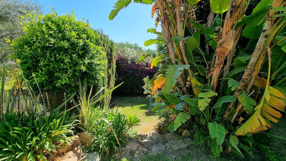 5 sypialnia Dom na sprzedaż w Marbella z basenem garażem - 1 800 000 € (Ref: 9733289)