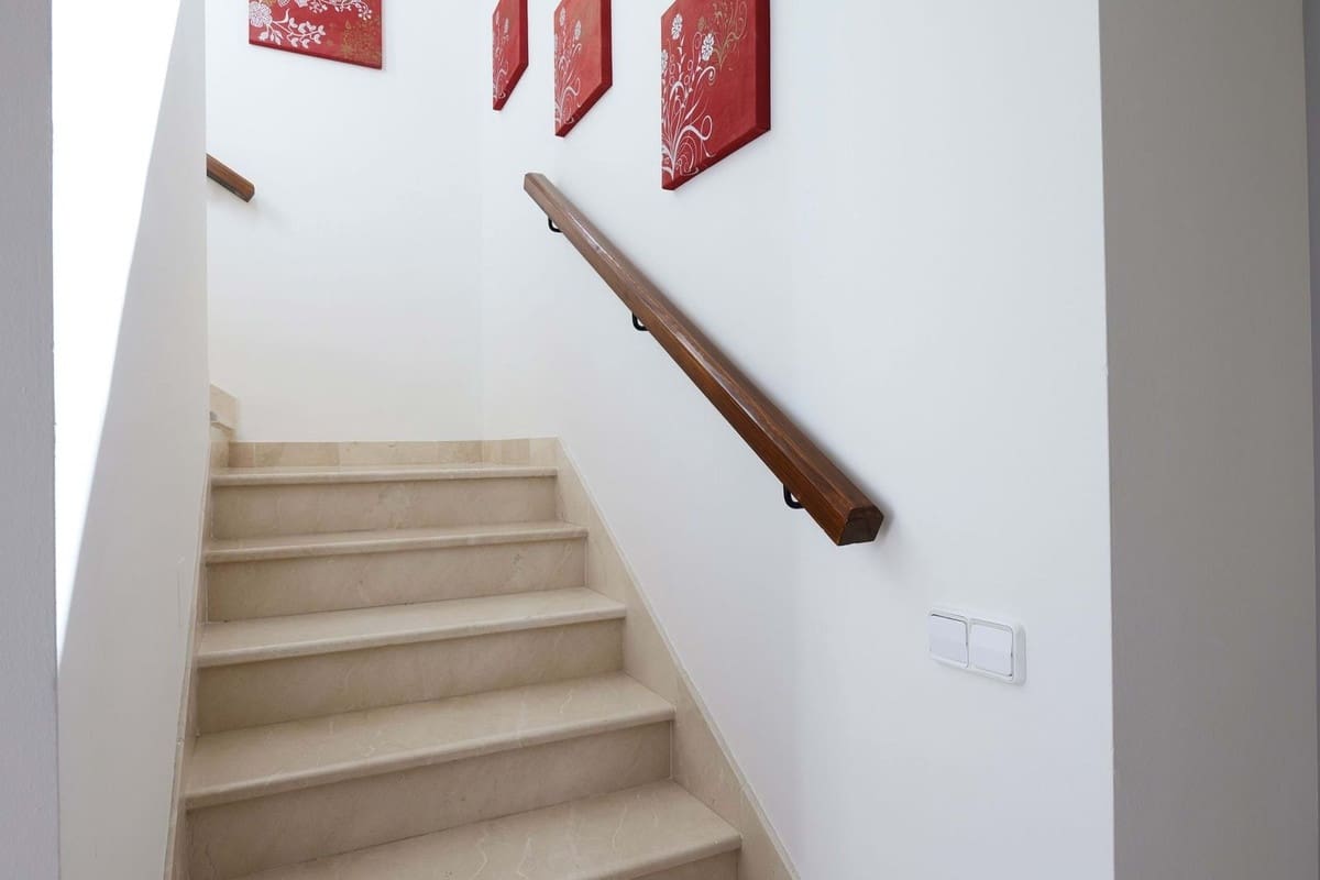 4 bedroom Villa for sale in Los Arqueros with pool garage - € 1,799,000 (Ref: 9733290)