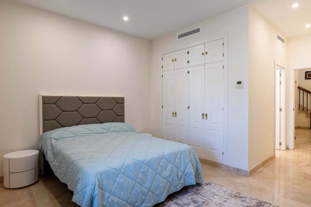 4 soverom Villa til salgs i Los Arqueros, Benahavís med svømmebasseng garasje - € 1 799 000 (Ref: 9733290)