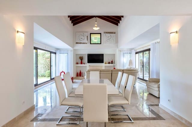 4 soverom Villa til salgs i Los Arqueros, Benahavís med svømmebasseng garasje - € 1 799 000 (Ref: 9733290)