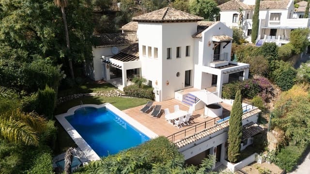 4 sovrum Villa till salu i Los Arqueros, Benahavís med pool garage - 1 999 000 € (Ref: 9733290)