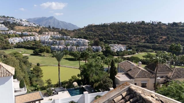 4 sovrum Villa till salu i Los Arqueros, Benahavís med pool garage - 1 999 000 € (Ref: 9733290)