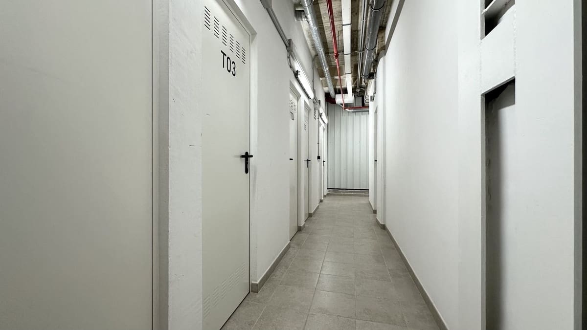 2 bedroom Penthouse for sale in Estepona with pool garage - € 1,770,000 (Ref: 9733291)