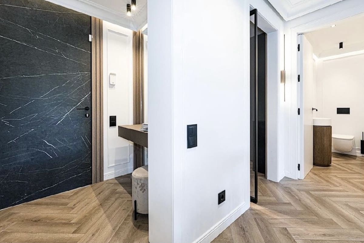 3 sypialnia Dom na sprzedaż w Benahavis z basenem garażem - 1 395 000 € (Ref: 9733296)