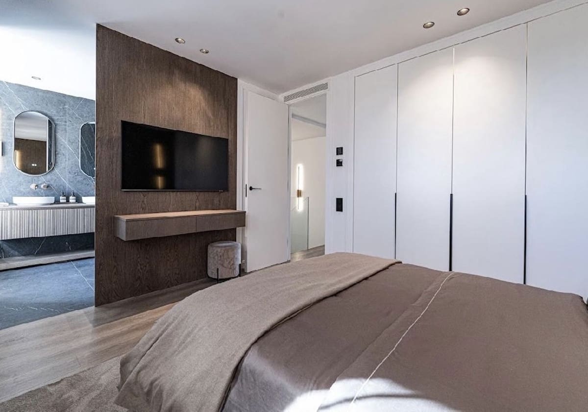 3 sypialnia Dom na sprzedaż w Benahavis z basenem garażem - 1 395 000 € (Ref: 9733296)