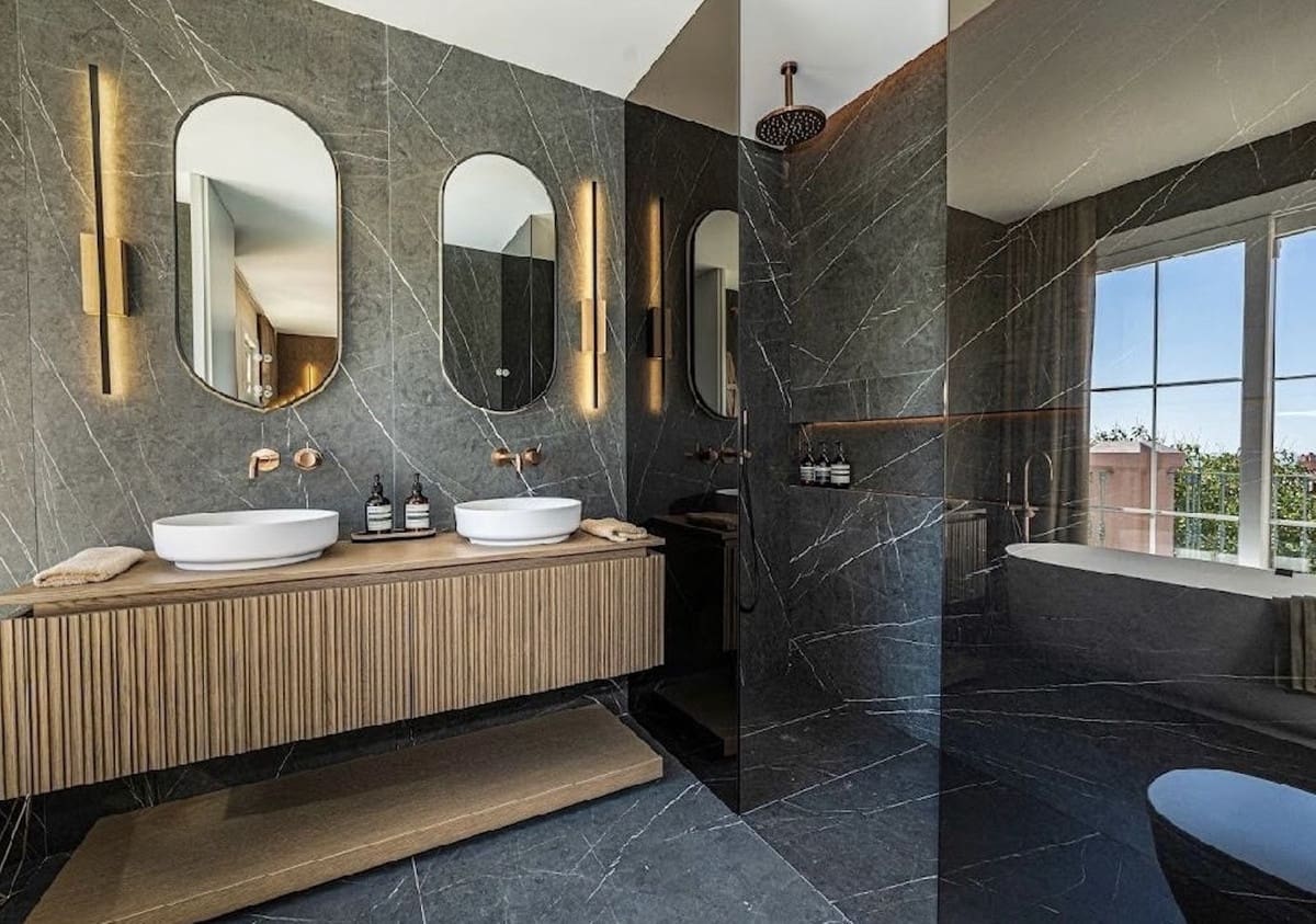 3 sypialnia Dom na sprzedaż w Benahavis z basenem garażem - 1 395 000 € (Ref: 9733296)