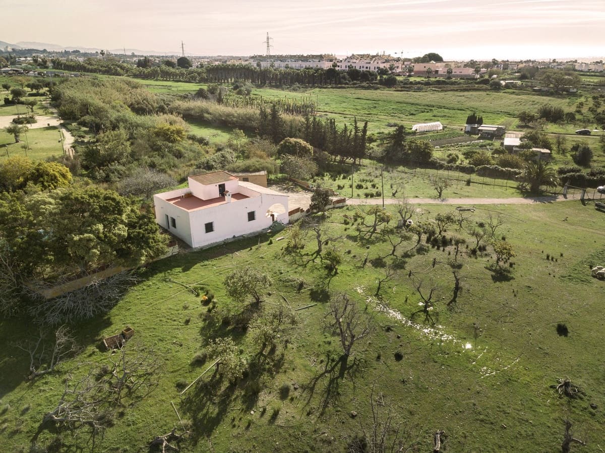 Undeveloped Land for sale in Cancelada - € 1,330,000 (Ref: 9733297)