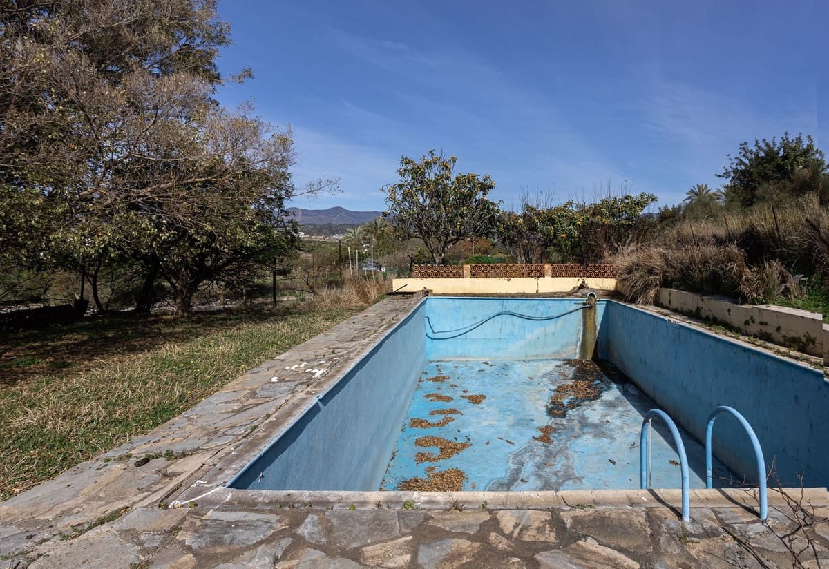 Undeveloped Land for sale in Cancelada - € 1,330,000 (Ref: 9733297)