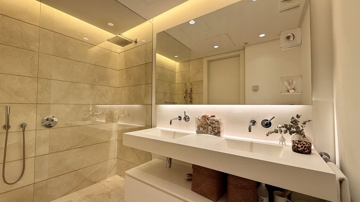 3 bedroom Apartment for sale in Ojen with pool garage - € 1,195,000 (Ref: 9733299)