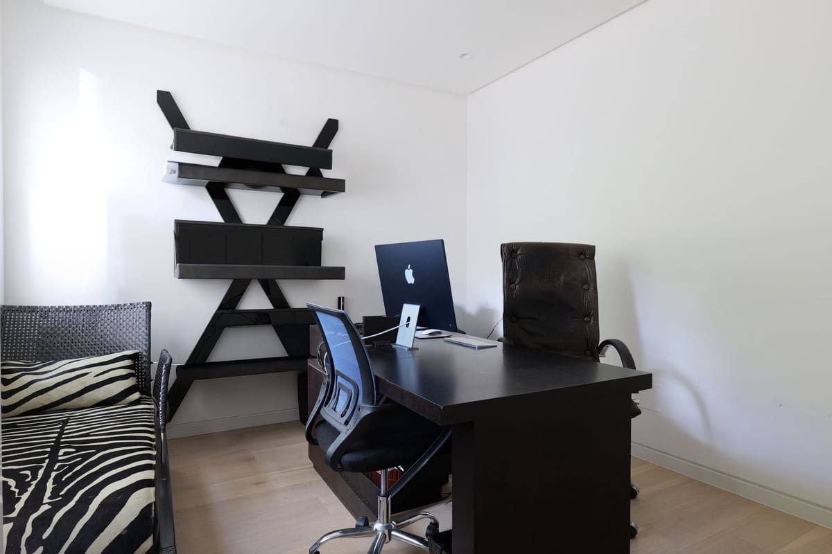 3 bedroom Apartment for sale in Ojen with pool garage - € 1,195,000 (Ref: 9733299)