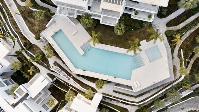 3 chambre Appartement à vendre à Ojen avec piscine garage - 1 195 000 € (Ref: 9733299)