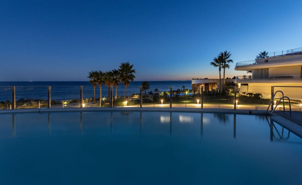 3 sovrum Lägenhet till salu i New Golden Mile med pool garage - 1 150 000 € (Ref: 9733302)