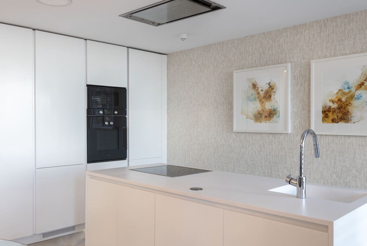 3 sovrum Lägenhet till salu i New Golden Mile med pool garage - 1 150 000 € (Ref: 9733302)