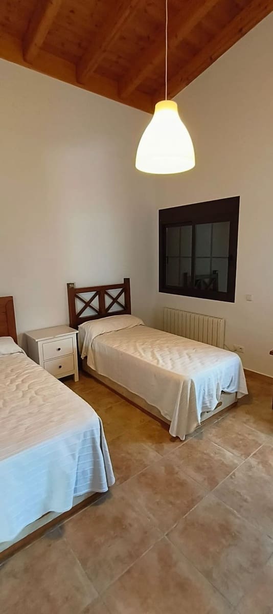 3 bedroom Finca/Country House for sale in Estepona with garage - € 899,000 (Ref: 9733306)