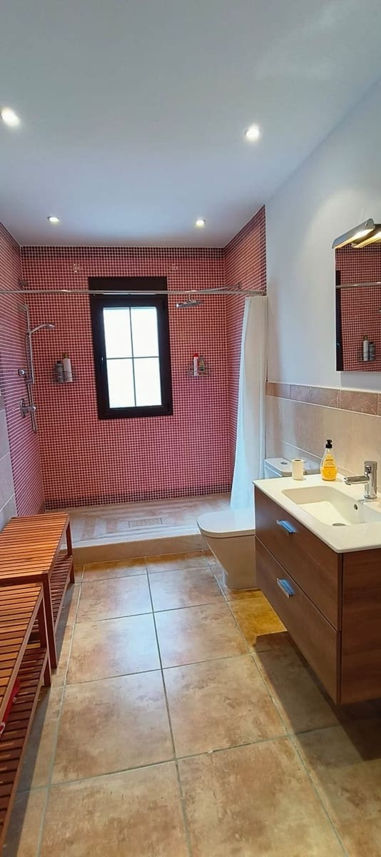 3 bedroom Finca/Country House for sale in Estepona with garage - € 899,000 (Ref: 9733306)