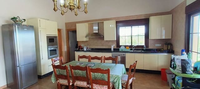 3 chambre Finca/Maison de Campagne à vendre à Estepona avec garage - 899 000 € (Ref: 9733306)