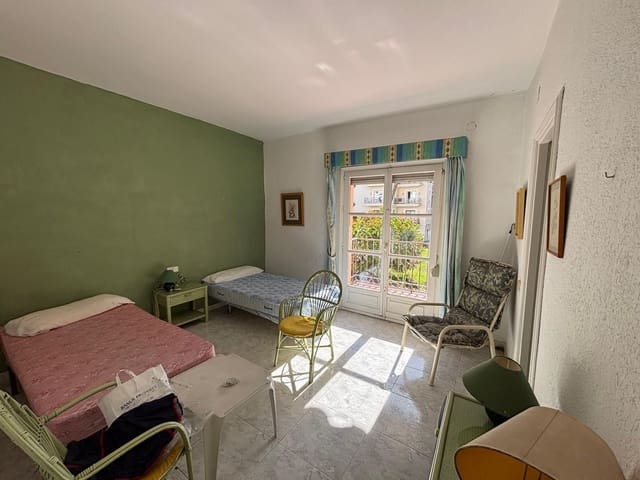 3 sypialnia Apartament na sprzedaż w Nueva Andalucia, Marbella z basenem garażem - 895 000 € (Ref: 9733307)