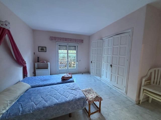 3 chambre Appartement à vendre à Nueva Andalucia, Marbella avec piscine garage - 895 000 € (Ref: 9733307)