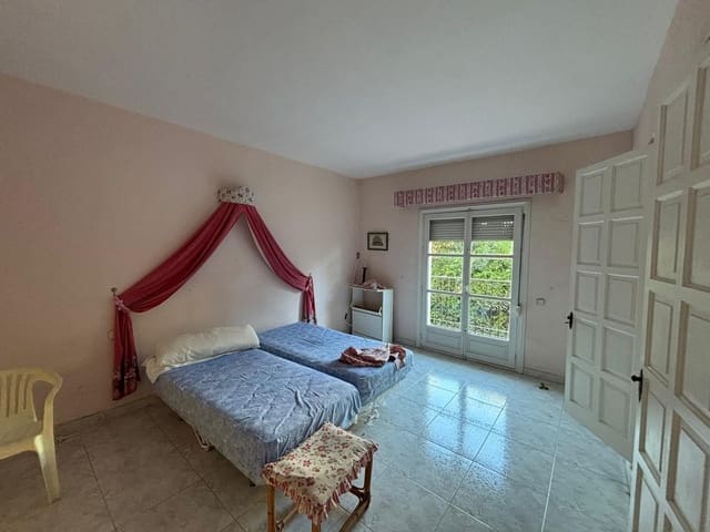 3 soverom Leilighet til salgs i Nueva Andalucia, Marbella med svømmebasseng garasje - € 895 000 (Ref: 9733307)