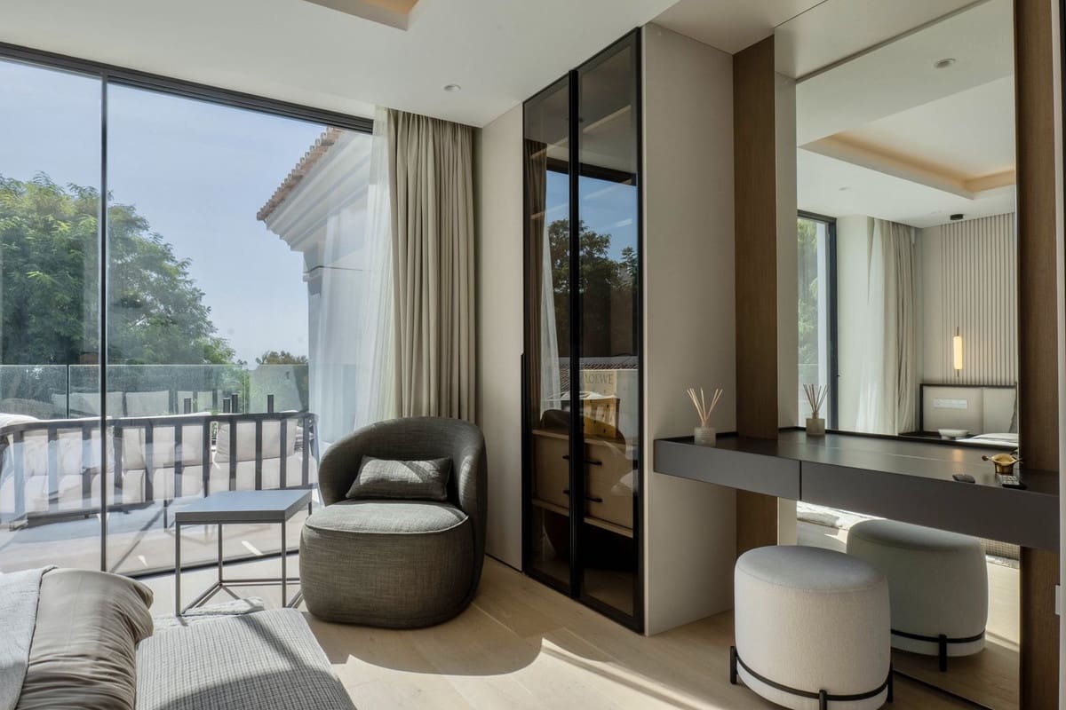 7 sovrum Villa till salu i Benahavis med pool garage - 13 500 000 € (Ref: 9733308)