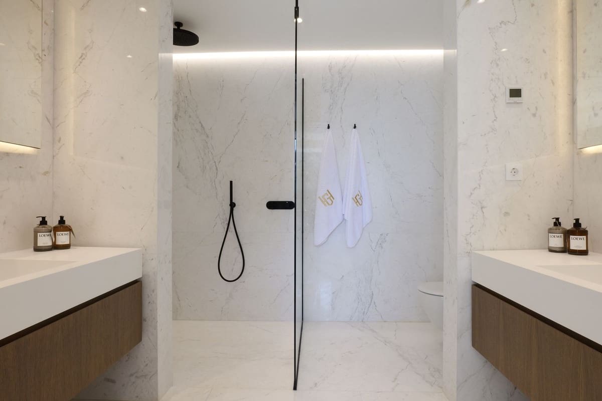 7 sovrum Villa till salu i Benahavis med pool garage - 13 500 000 € (Ref: 9733308)