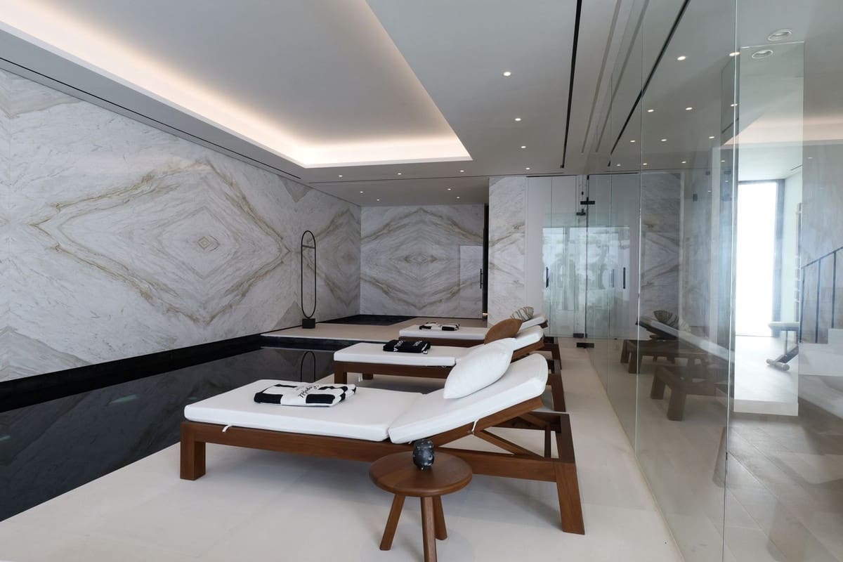 7 sovrum Villa till salu i Benahavis med pool garage - 13 500 000 € (Ref: 9733308)