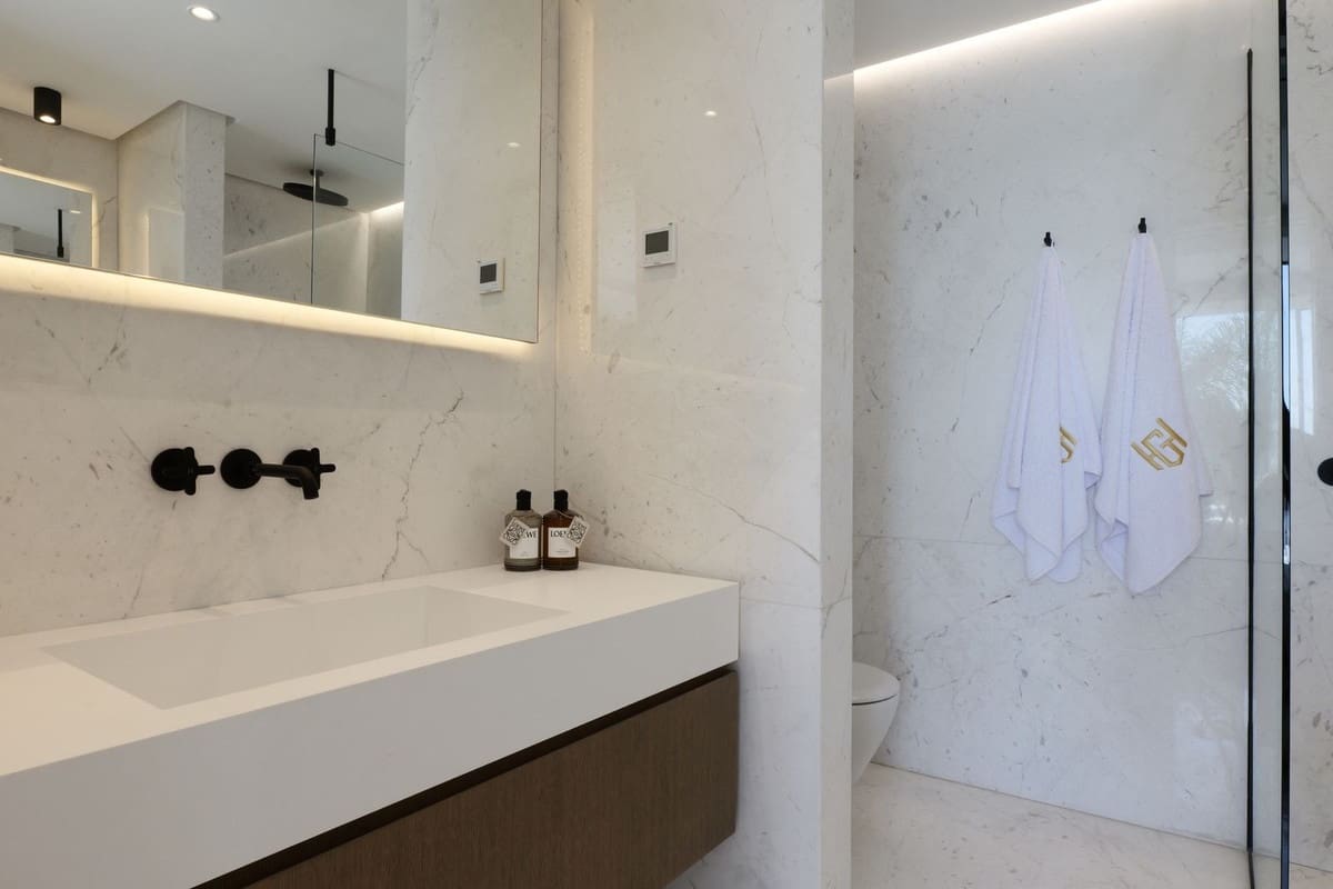 7 sovrum Villa till salu i Benahavis med pool garage - 13 500 000 € (Ref: 9733308)