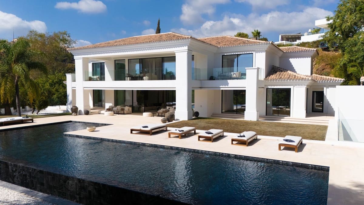 7 sovrum Villa till salu i Benahavis med pool garage - 13 500 000 € (Ref: 9733308)