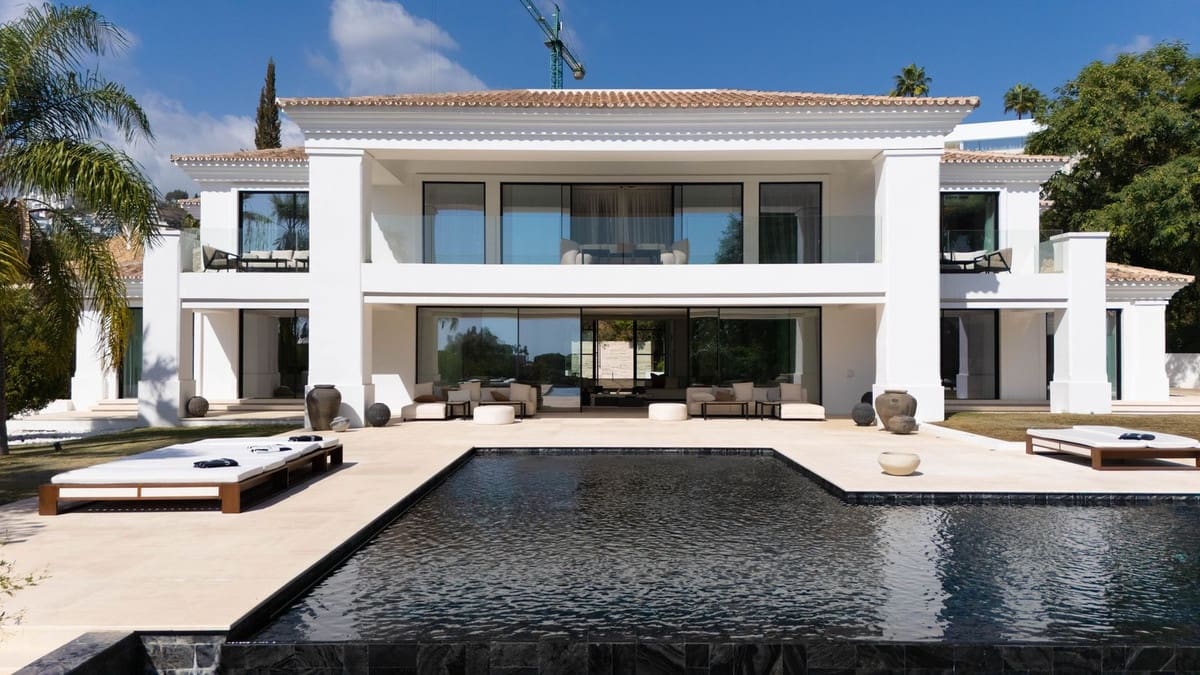 7 sovrum Villa till salu i Benahavis med pool garage - 13 500 000 € (Ref: 9733308)