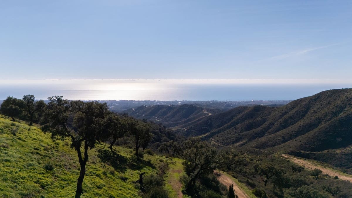 9 bedroom Villa for sale in La Mairena with pool garage - € 12,500,000 (Ref: 9733309)