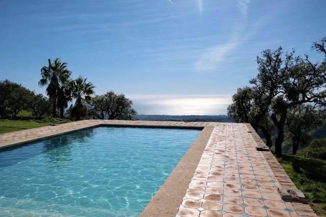 9 bedroom Villa for sale in La Mairena, Ojen with pool garage - € 12,500,000 (Ref: 9733309)