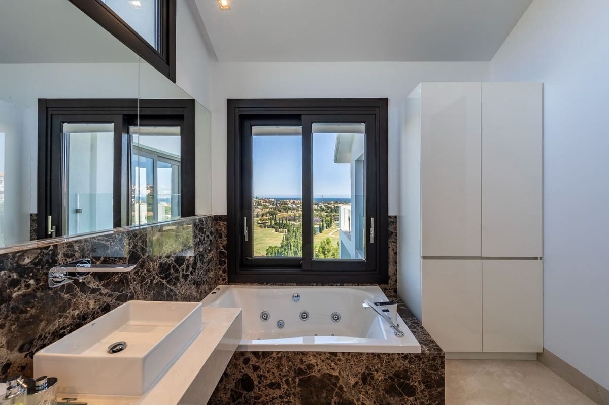 6 bedroom Villa for sale in Los Flamingos with pool garage - € 9,800,000 (Ref: 9733310)