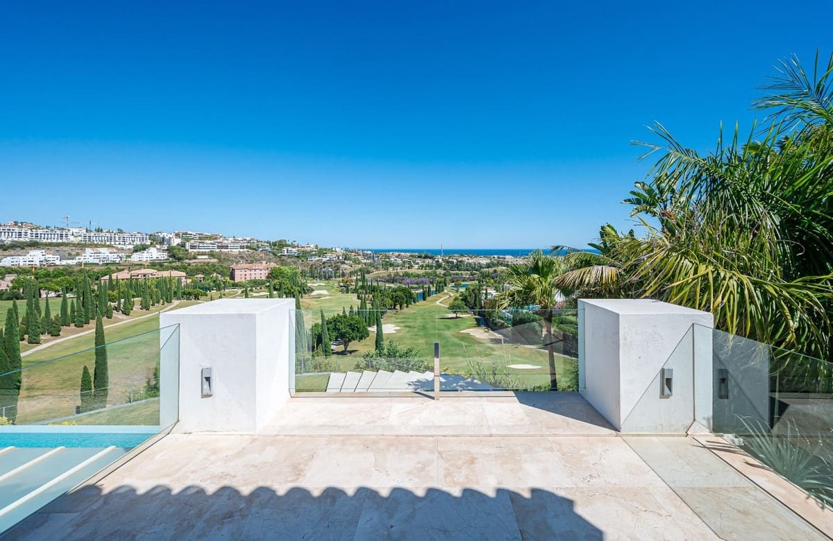 6 bedroom Villa for sale in Los Flamingos with pool garage - € 9,800,000 (Ref: 9733310)