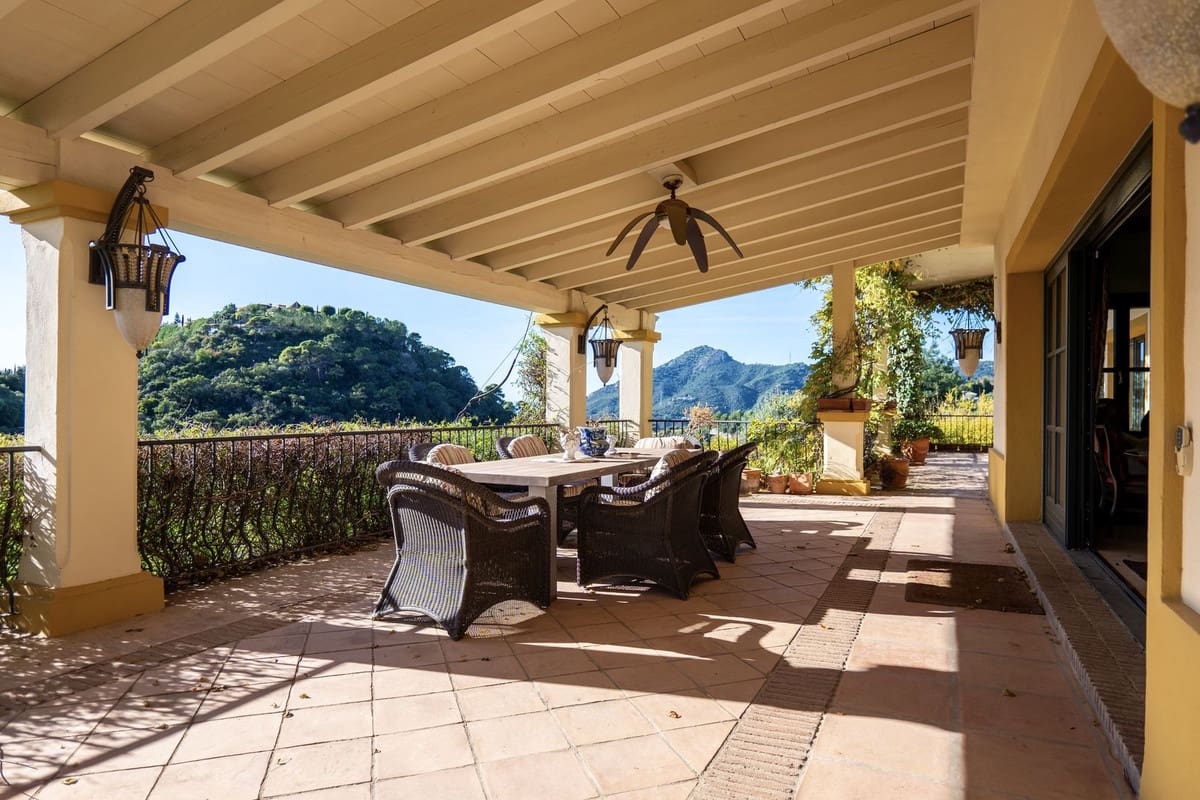 6 bedroom Villa for sale in La Zagaleta with pool garage - € 7,000,000 (Ref: 9733311)