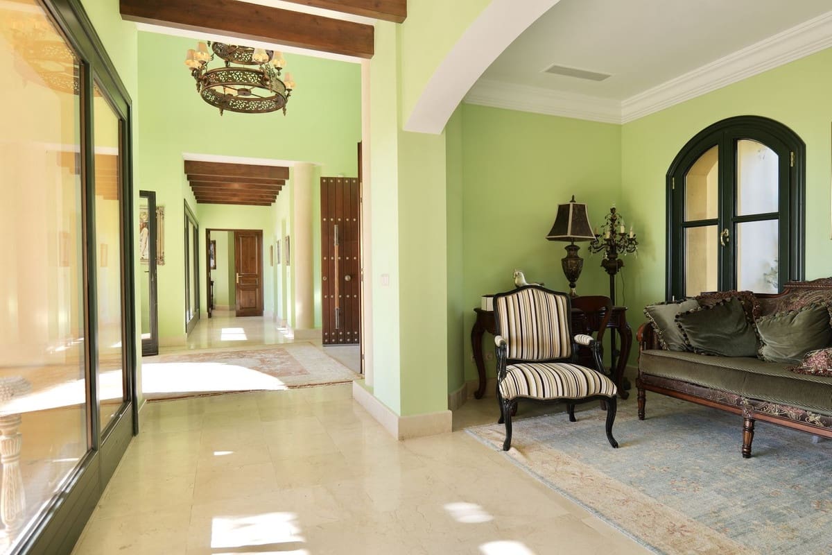 6 bedroom Villa for sale in La Zagaleta with pool garage - € 7,000,000 (Ref: 9733311)