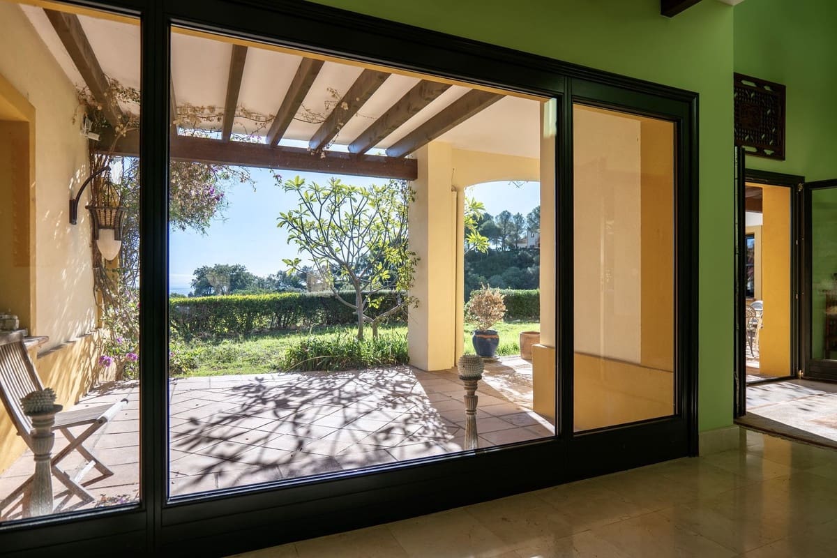 6 bedroom Villa for sale in La Zagaleta with pool garage - € 7,000,000 (Ref: 9733311)