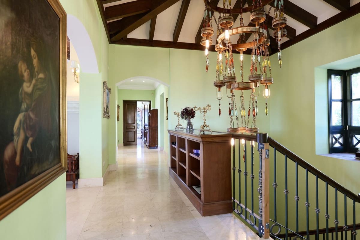 6 bedroom Villa for sale in La Zagaleta with pool garage - € 7,000,000 (Ref: 9733311)
