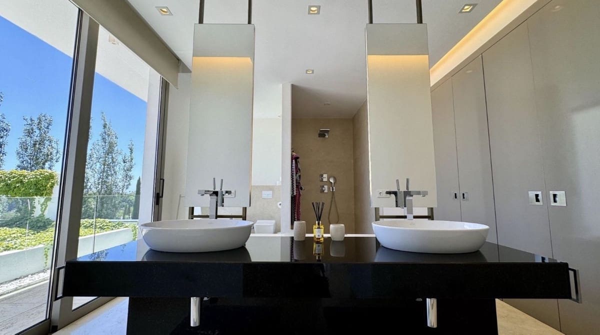 Chalet de 6 habitaciones en Los Flamingos en venta con piscina garaje - 5.500.000 € (Ref: 9733312)