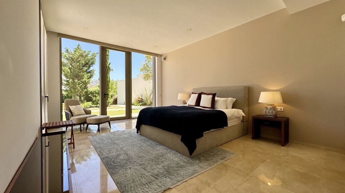 Chalet de 6 habitaciones en Los Flamingos en venta con piscina garaje - 5.500.000 € (Ref: 9733312)