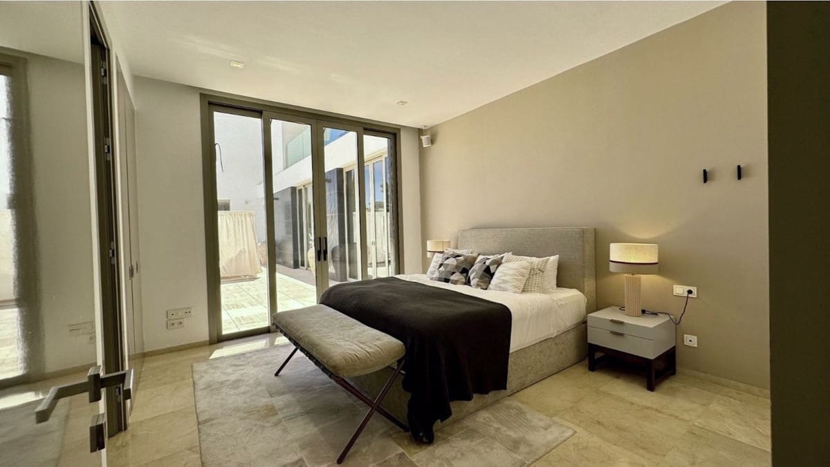 Chalet de 6 habitaciones en Los Flamingos en venta con piscina garaje - 5.500.000 € (Ref: 9733312)