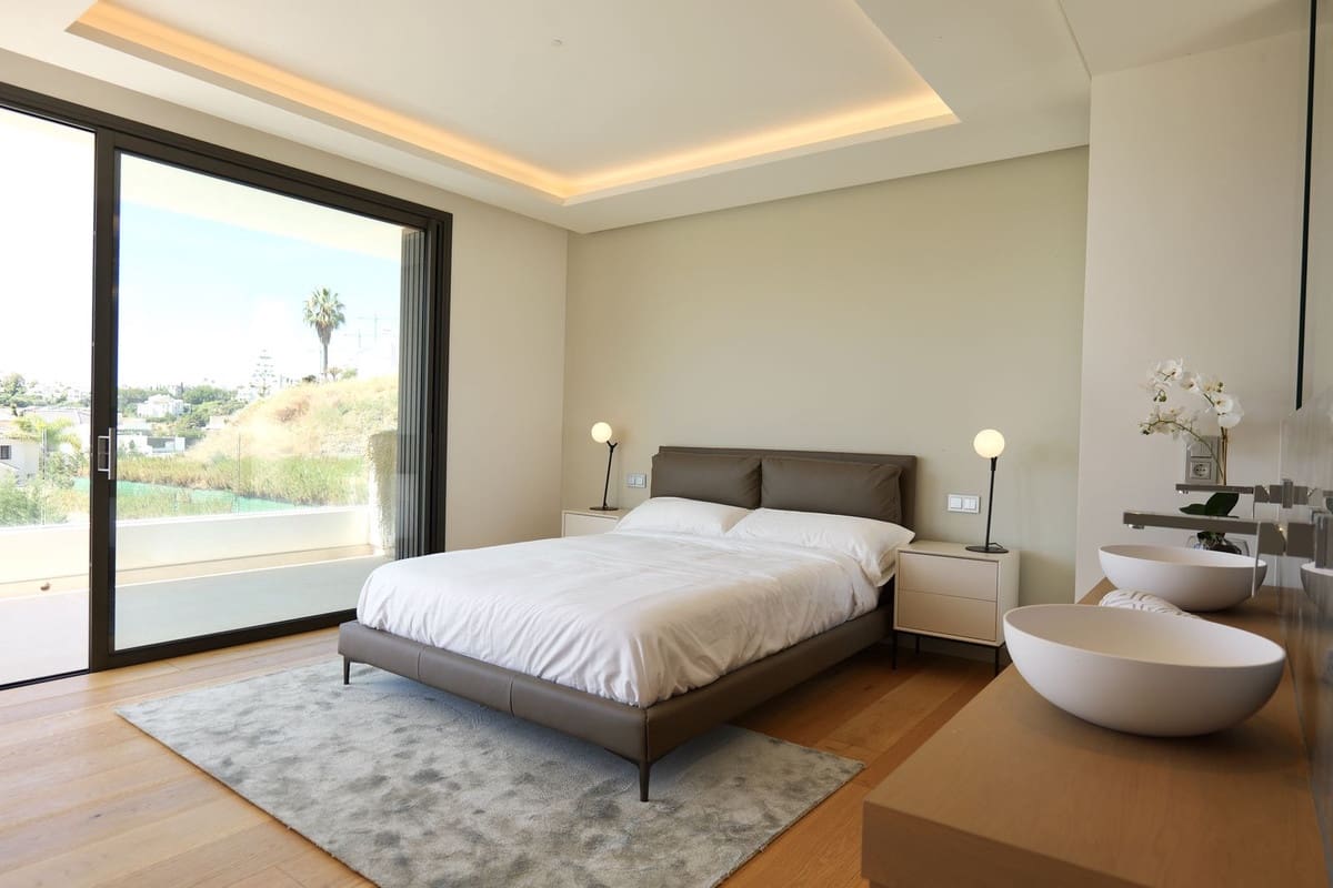 6 sovrum Villa till salu i Benahavis med pool garage - 4 695 000 € (Ref: 9733315)