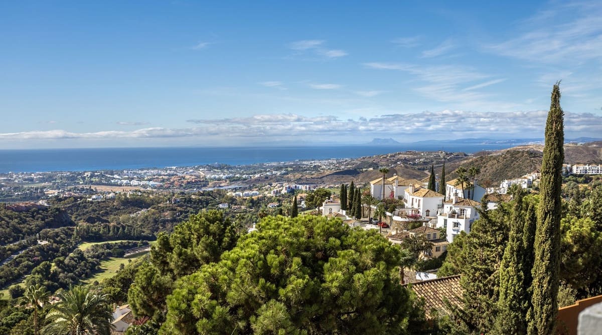 7 sovrum Villa till salu i Benahavis med pool garage - 4 500 000 € (Ref: 9733316)