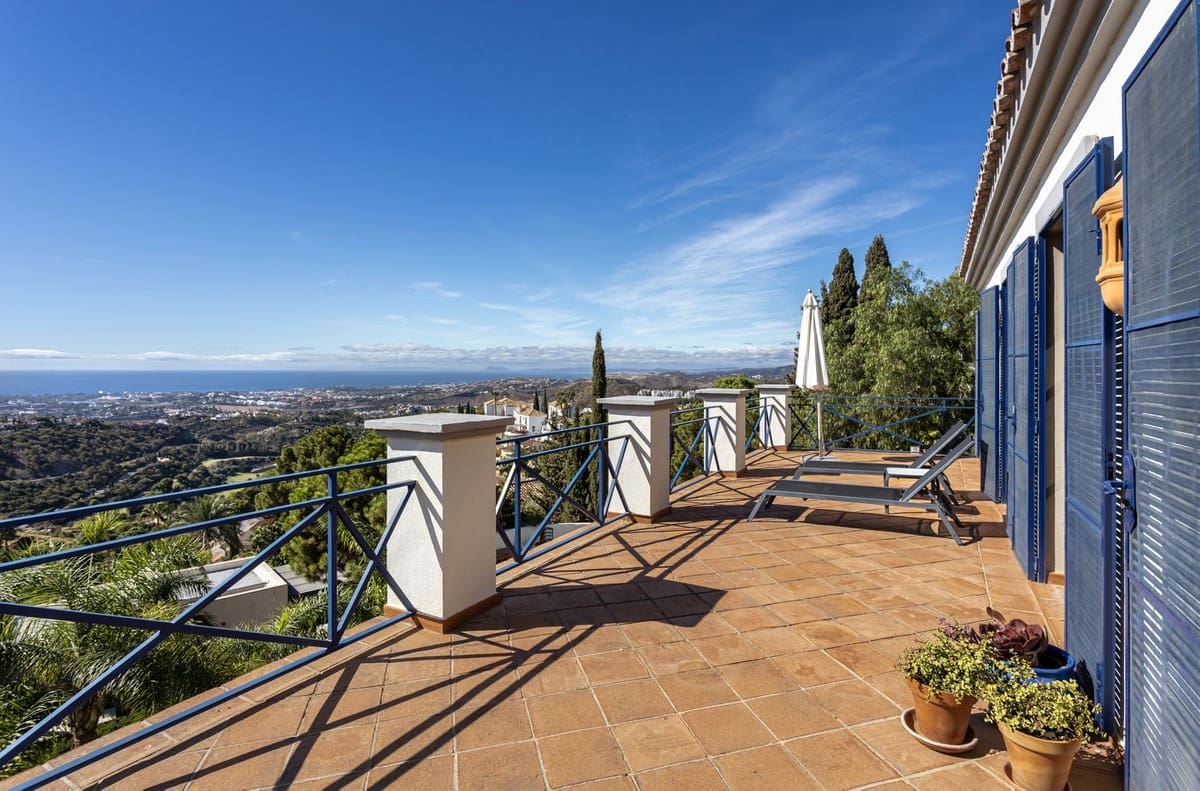 7 sovrum Villa till salu i Benahavis med pool garage - 4 500 000 € (Ref: 9733316)