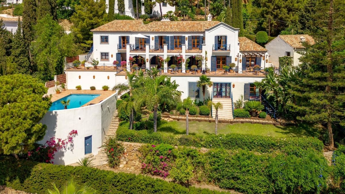 7 sovrum Villa till salu i Benahavis med pool garage - 4 500 000 € (Ref: 9733316)
