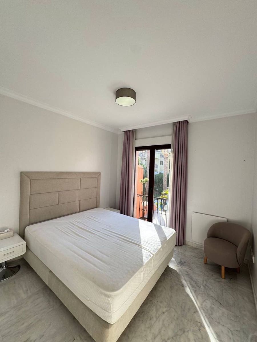 4 sovrum Hus för semesterbostäder i Marbella med pool garage - 4 500 € (Ref: 9733317)
